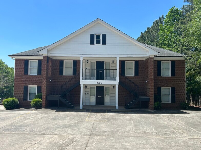 Primary Photo Of 3525 Holcomb Bridge Rd, Peachtree Corners Office Residential For Lease