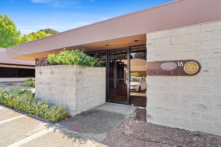 More Photos Of 1400 N Dutton Ave, Santa Rosa Medical For Sale