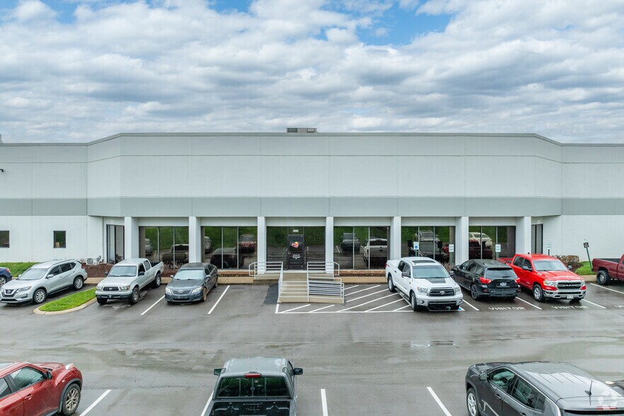 More Photos Of 1224-1230 Heil Quaker Blvd, La Vergne Distribution For Lease