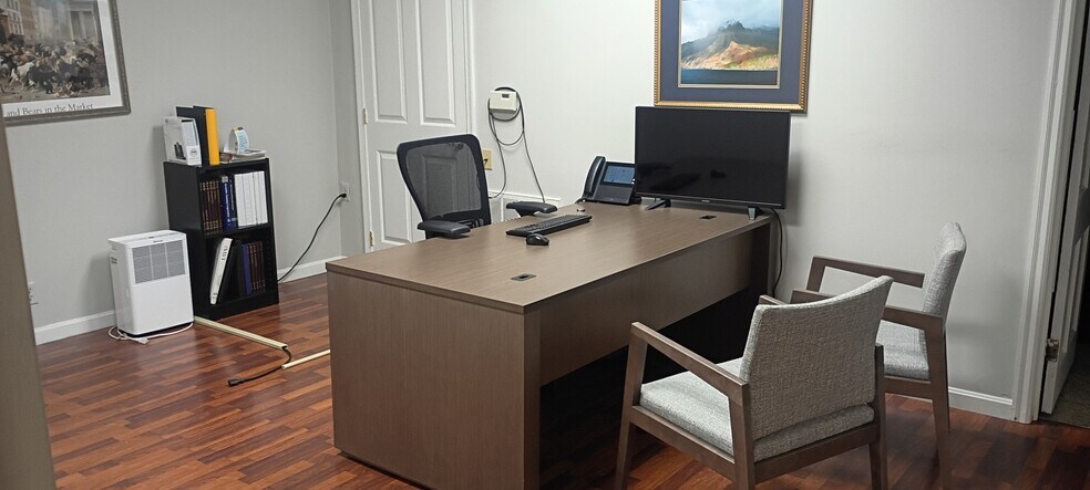 More Photos Of 38 E Main St, Annville General Retail For Lease