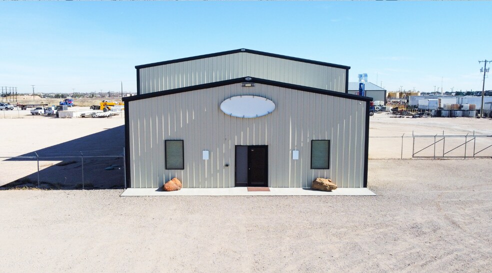 More Photos Of 4617 S County Rd 1210 rd, Midland Warehouse For Lease
