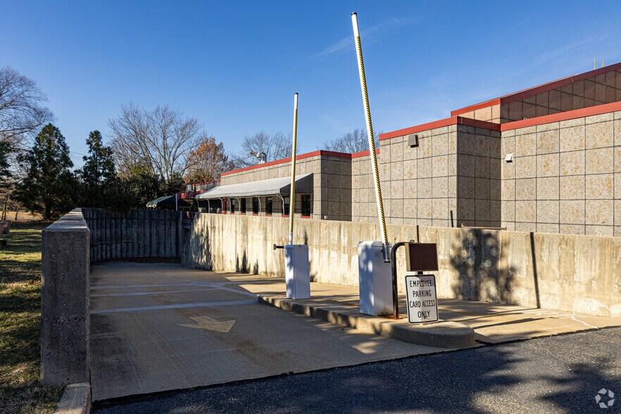 More Photos Of 197 Hance Ave, Tinton Falls Medical For Sale