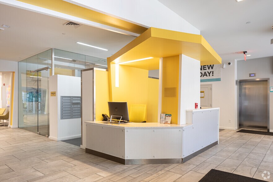 More Photos Of 165 W McMillan St, Cincinnati Apartments For Lease