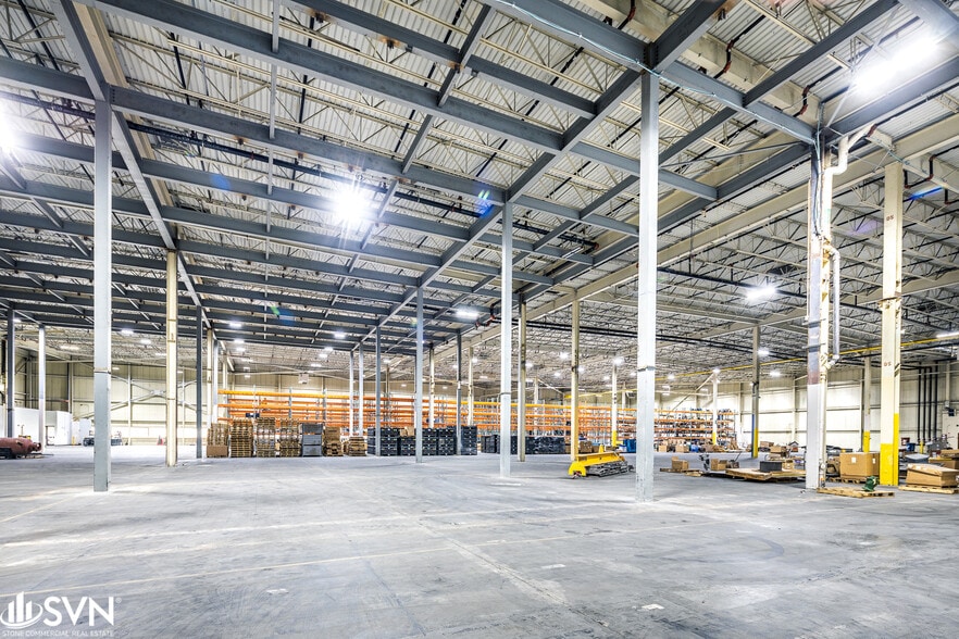 More Photos Of 791 Freight Blvd, Lexington Warehouse For Lease