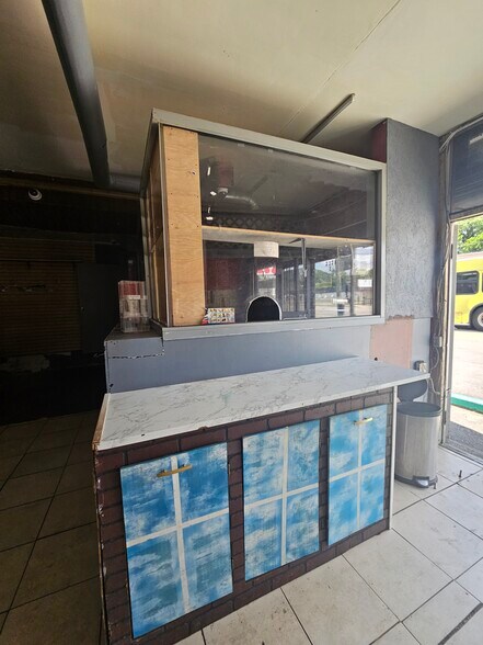 More Photos Of 2324 Two Notch Rd, Columbia Freestanding For Sale