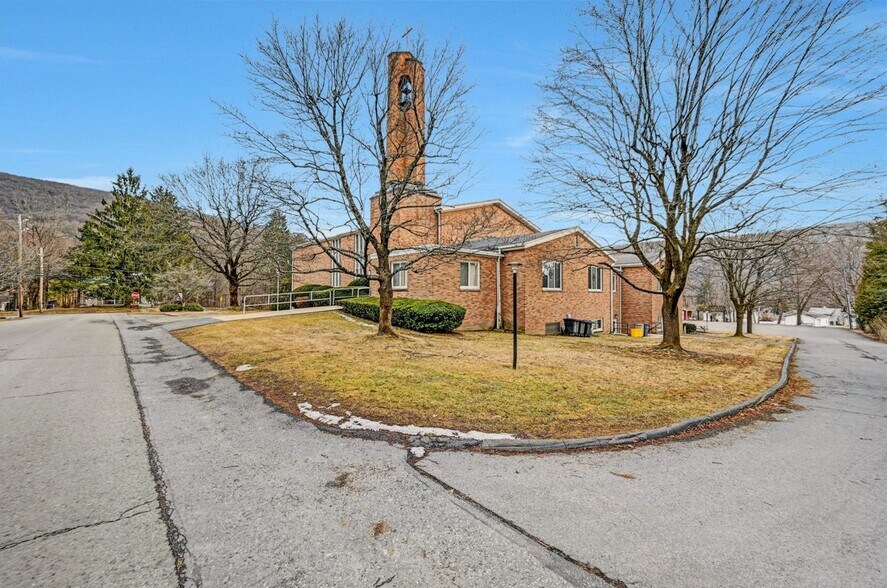 More Photos Of 105 Church St, South Abington Religious Facility For Sale