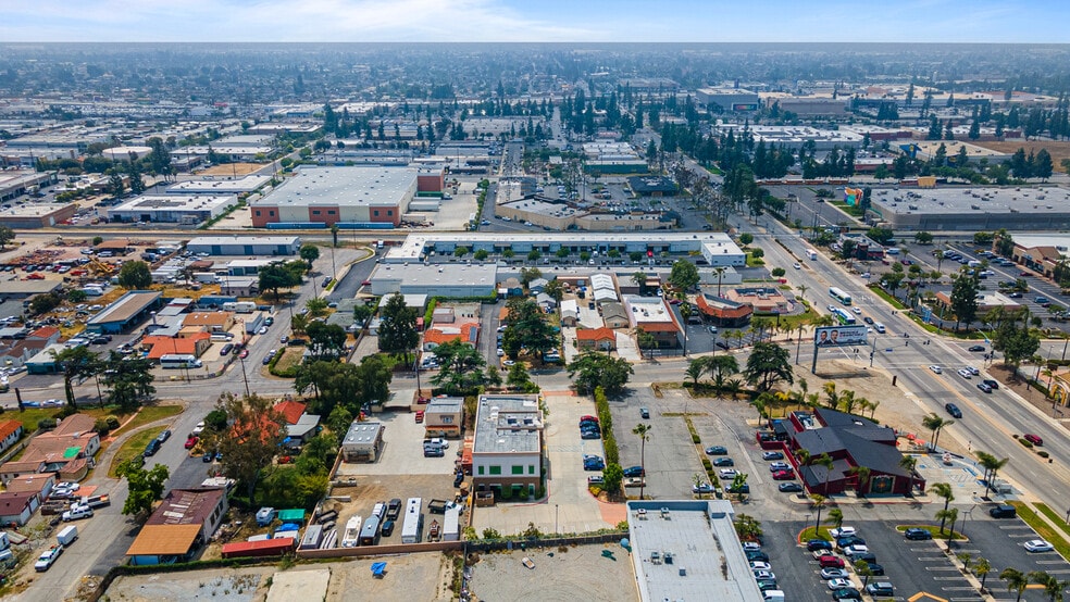 More Photos Of 1945 W 9th St, Upland Loft Creative Space For Lease