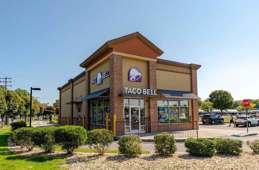 More Photos Of 264-350 Middle Country Rd, Coram Unknown For Lease