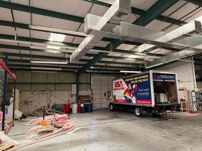 More Photos Of 12880 Automobile Blvd, Clearwater Manufacturing For Lease