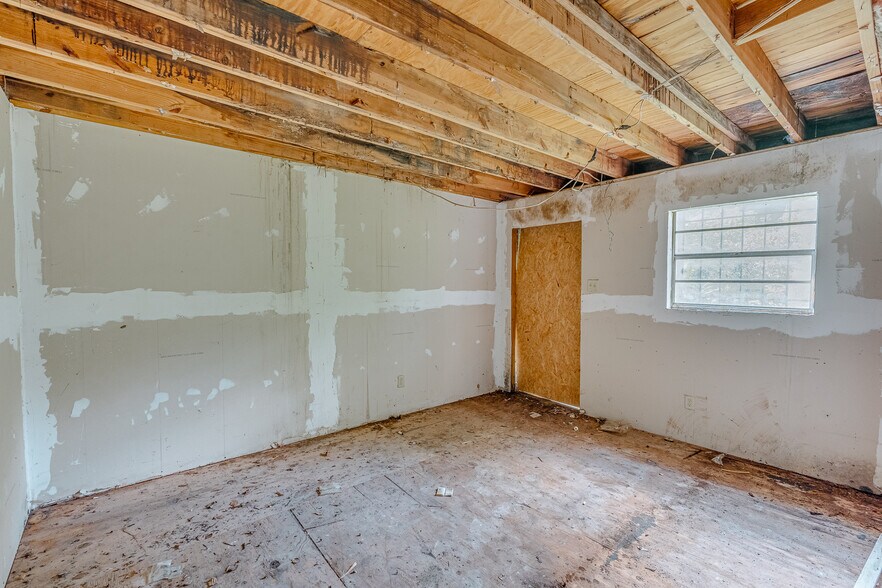 More Photos Of 2508 Highland Dr, Mobile Multifamily For Sale