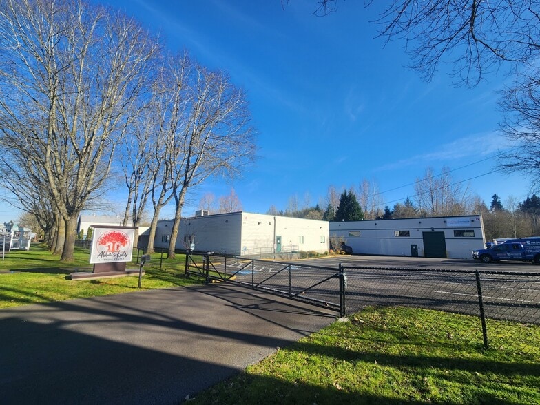 Primary Photo Of 6511 NE 18th St, Vancouver Industrial For Sale