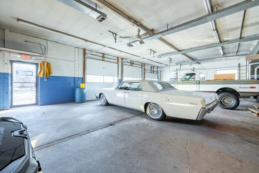 More Photos Of 159 Park St, Bristol Office For Sale