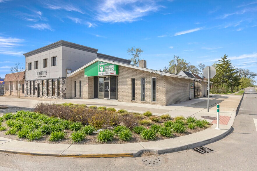 More Photos Of 17600 W Warren Ave, Detroit Office For Lease
