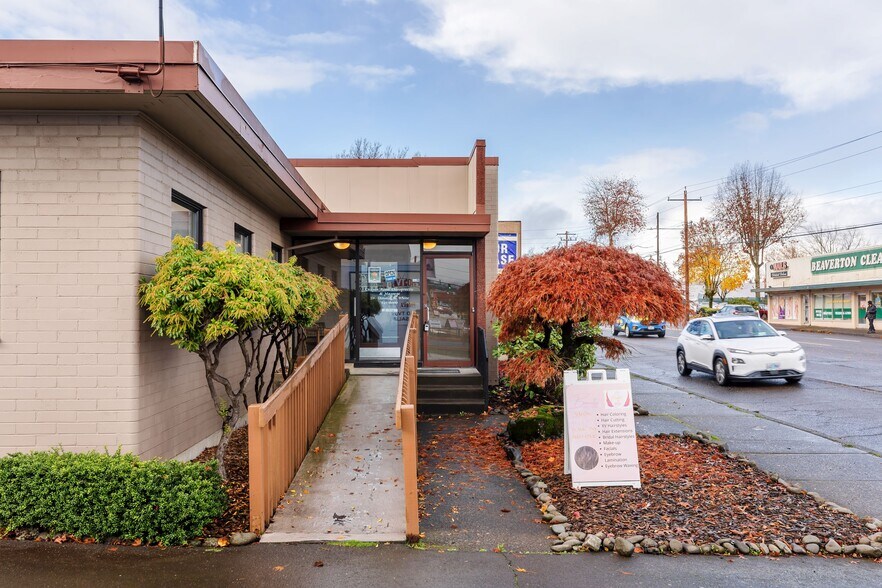 More Photos Of 12850 SW Canyon Rd, Beaverton Medical For Lease