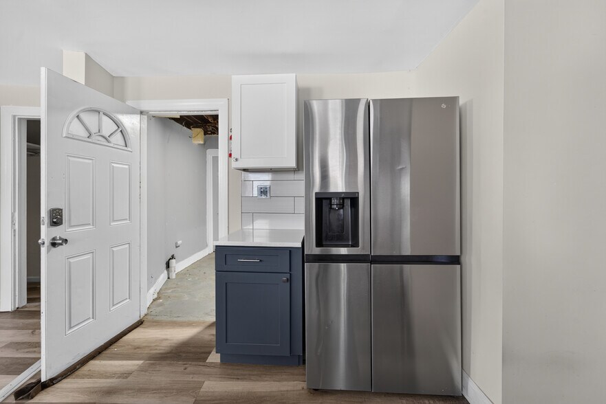 More Photos Of 328 Western ave, Albany Apartments For Sale