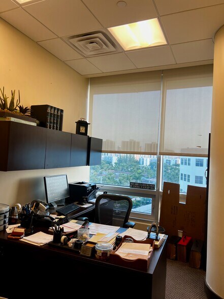 More Photos Of 20900 NE 30th Ave, Aventura Office Residential For Sale