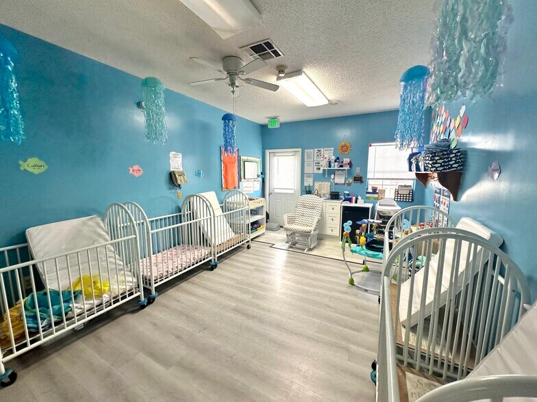 More Photos Of 794 King George Blvd, Savannah Schools For Sale