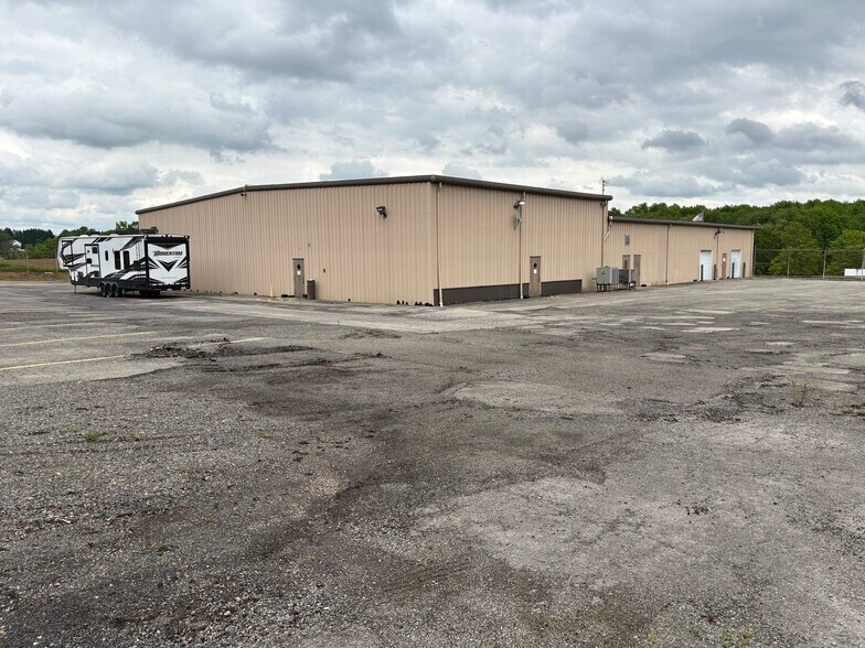 More Photos Of 160 Unionville Rd, Butler Light Distribution For Sale
