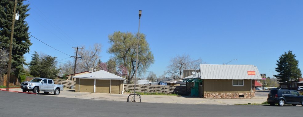 More Photos Of 25 Sheridan Blvd, Lakewood Freestanding For Sale