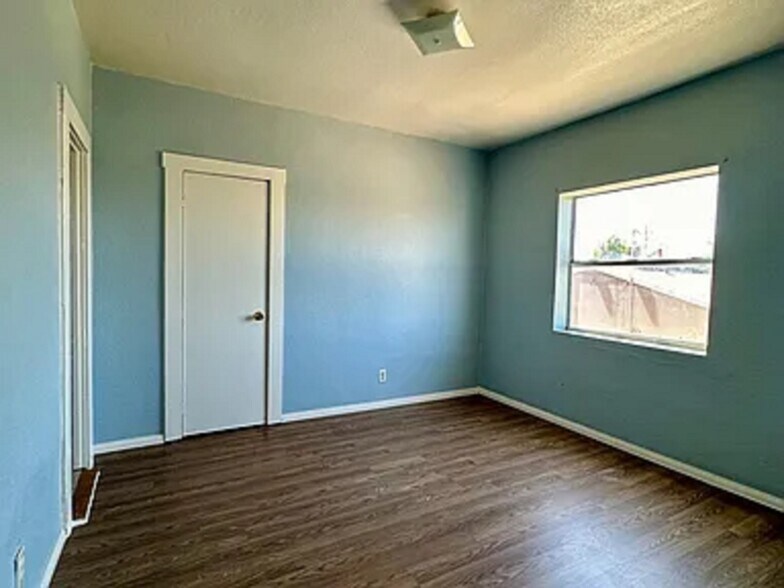 More Photos Of 15563-15575 5th St, Victorville Apartments For Sale