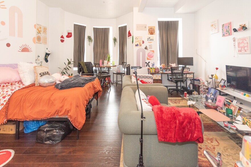 More Photos Of , Baltimore Multifamily For Sale