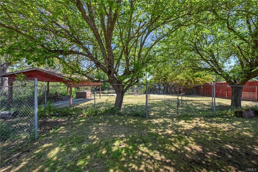 More Photos Of 12613 E Highway 20, Clearlake Oaks General Retail For Sale