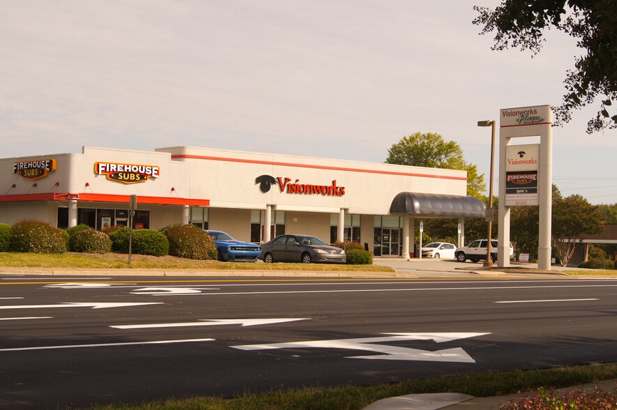 More Photos Of 3700 W Gate City Blvd, Greensboro Unknown For Lease