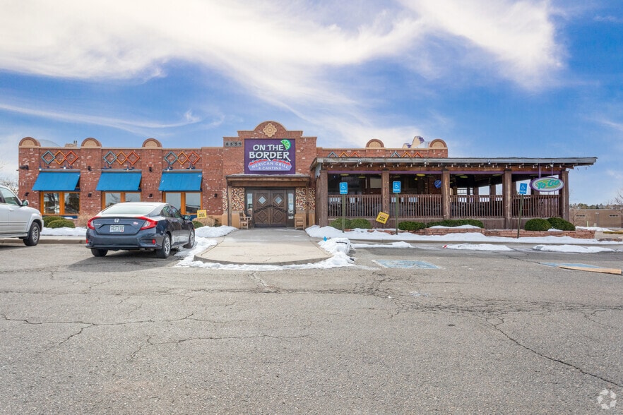 More Photos Of 8555 S Quebec St, Highlands Ranch Restaurant For Sale