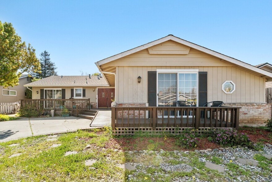 More Photos Of 1708 Hallmark Ln, San Jose Healthcare For Sale