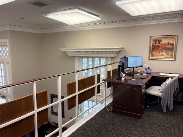 More Photos Of 2 Park St, Athens Office For Sale