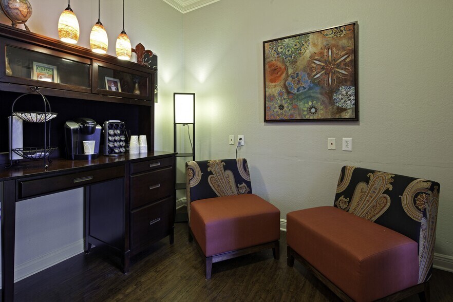 More Photos Of 215 Spencer Pl, Cayce Apartments For Sale