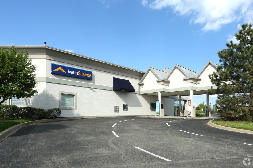 More Photos Of 1901-1907 Commonwealth Dr, Louisville Unknown For Lease