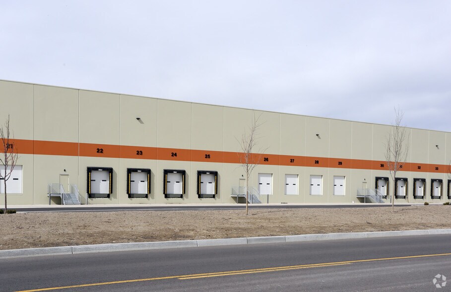 More Photos Of 2450-2464 S 6755 W, West Valley City Warehouse For Lease