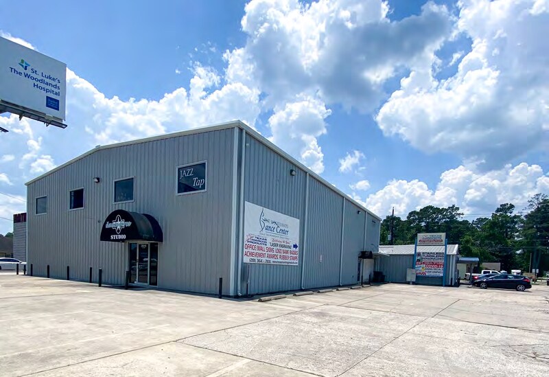 More Photos Of 26019 Interstate 45, Spring Freestanding For Sale