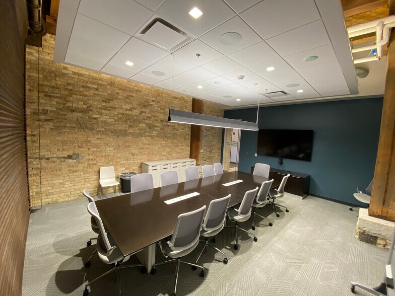 More Photos Of 247 W Freshwater Way, Milwaukee Coworking Space