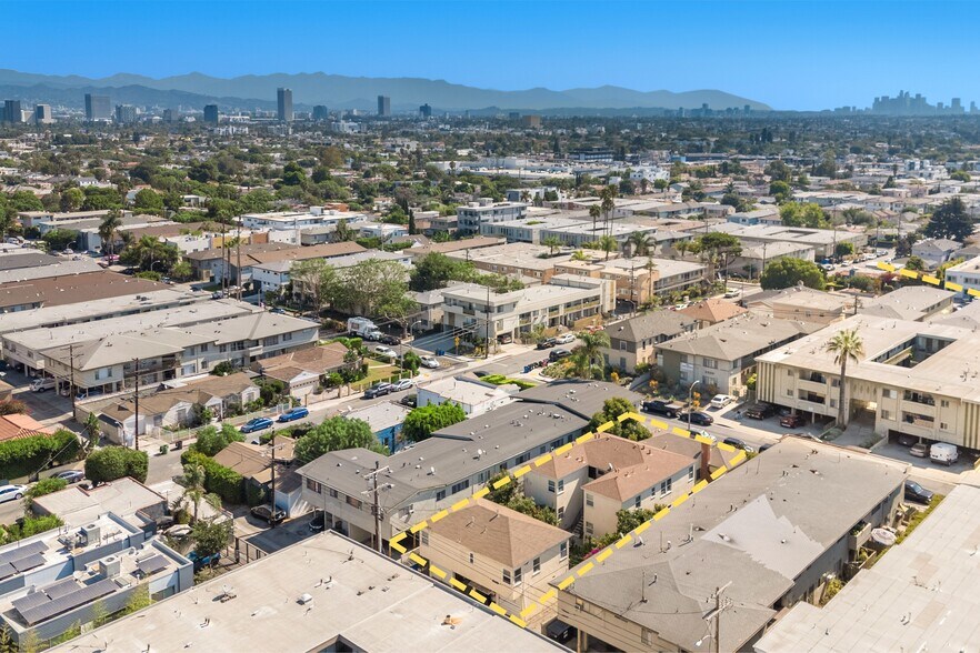 More Photos Of 2011 S Shenandoah St, Los Angeles Apartments For Sale