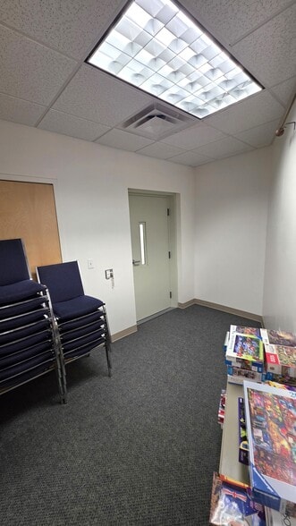 More Photos Of 505 S Main St, Thomaston Religious Facility For Sale