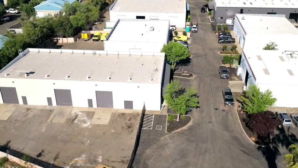 Primary Photo Of 3245 Swetzer Rd, Loomis Warehouse For Lease