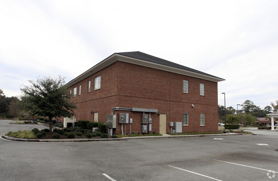 More Photos Of 617 Stephenson Ave, Savannah Office For Lease