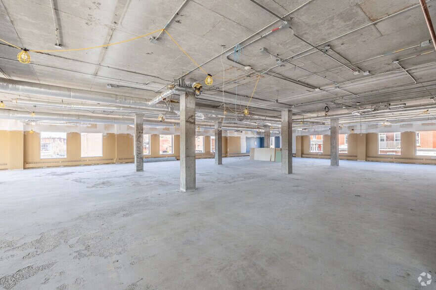 More Photos Of 1500 Rue Royale, Trois-Rivières Office For Lease