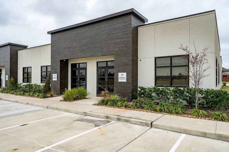 More Photos Of 8118 Fry Rd, Cypress Medical For Lease