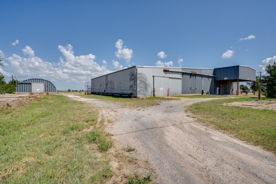 More Photos Of 12150-A US Highway 70 S, Vernon Warehouse For Lease