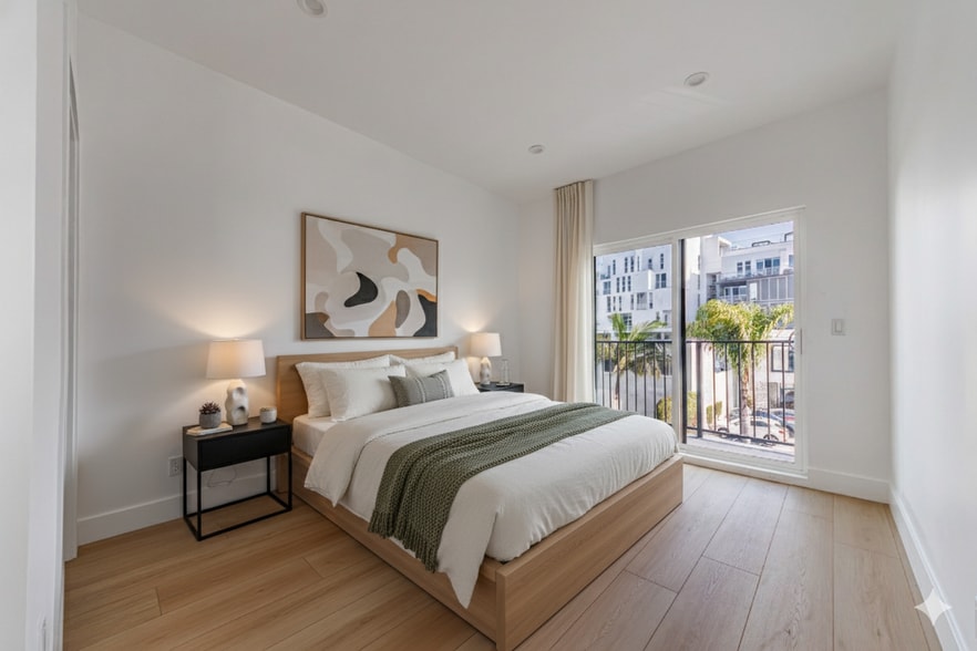 More Photos Of 13461 Beach Ave, Marina Del Rey Multifamily For Sale