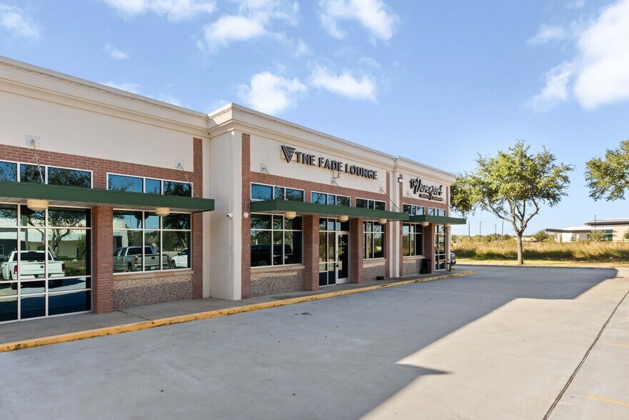 More Photos Of 1235 Clear Lake City Blvd, Houston Unknown For Lease