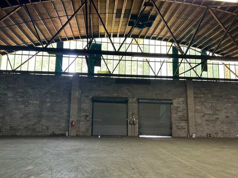 More Photos Of 7201 Wimsatt Rd, Springfield Unknown For Lease