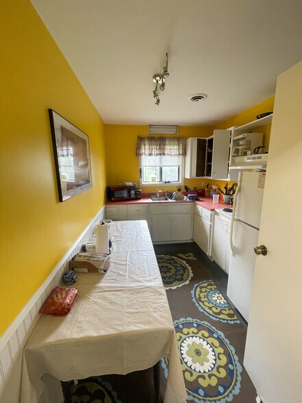 More Photos Of 360 Cane Creek Rd, Fletcher Office Residential For Sale