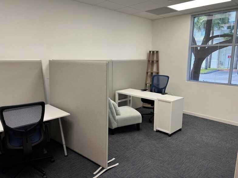 More Photos Of 1200 University Blvd, Jupiter Medical For Lease