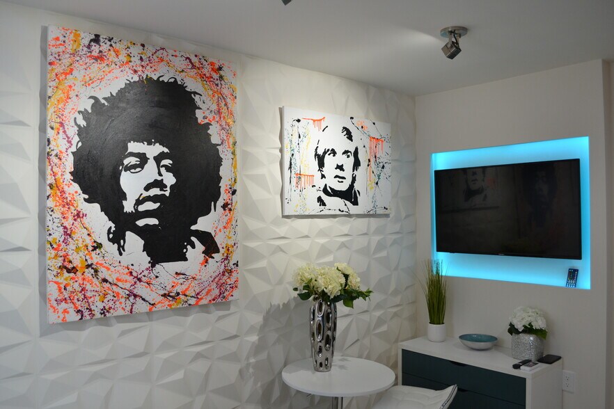 More Photos Of 1829 Fillmore St, Hollywood Hotel For Sale