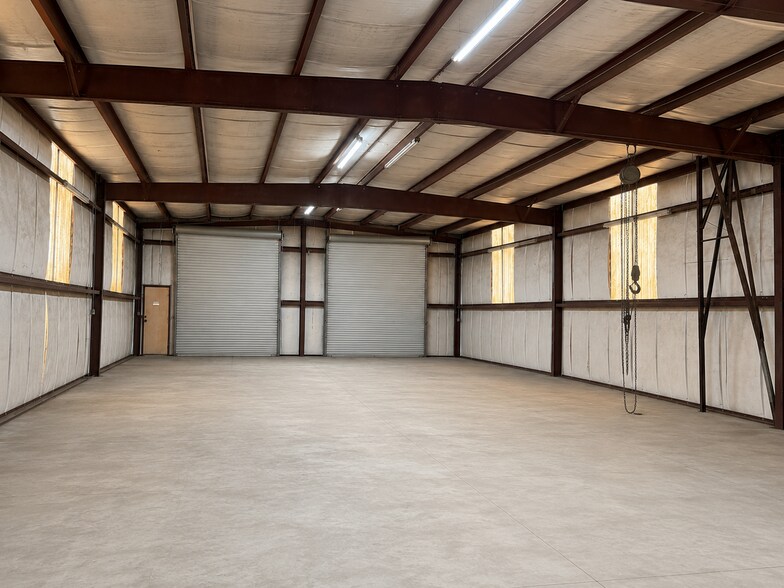 More Photos Of 16415 14th st, Dade City General Retail For Sale
