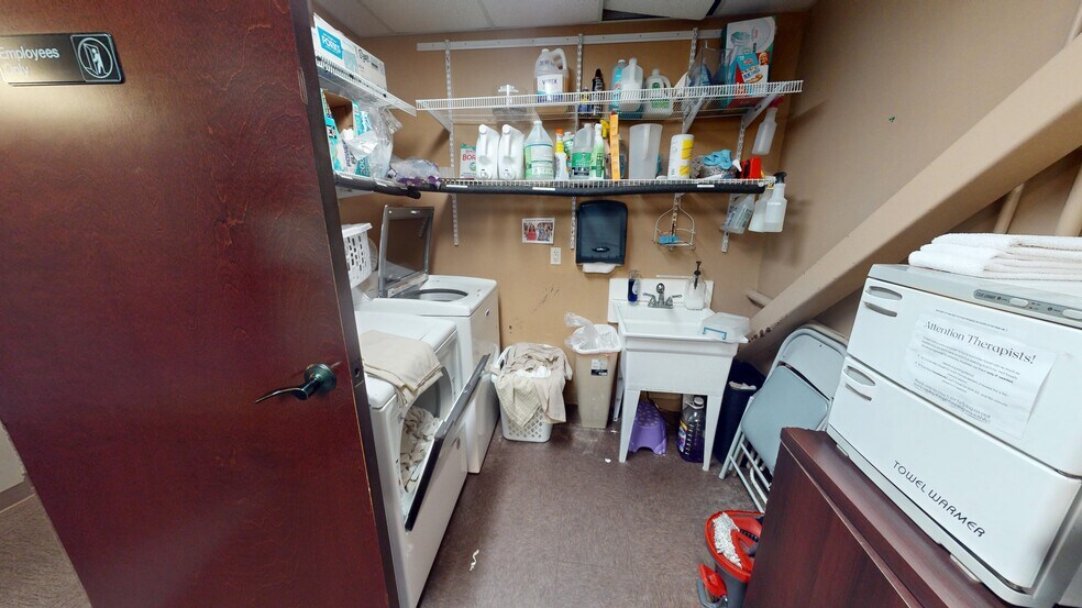 More Photos Of 9231 W Parmer Ln, Austin Storefront Retail Office For Lease